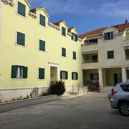 Apartment Adiutor